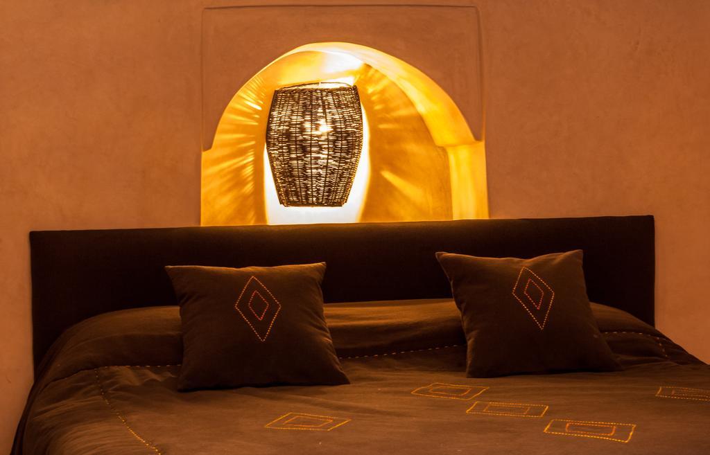 Riad Tigmi Kenza ทิซนิท ห้อง รูปภาพ