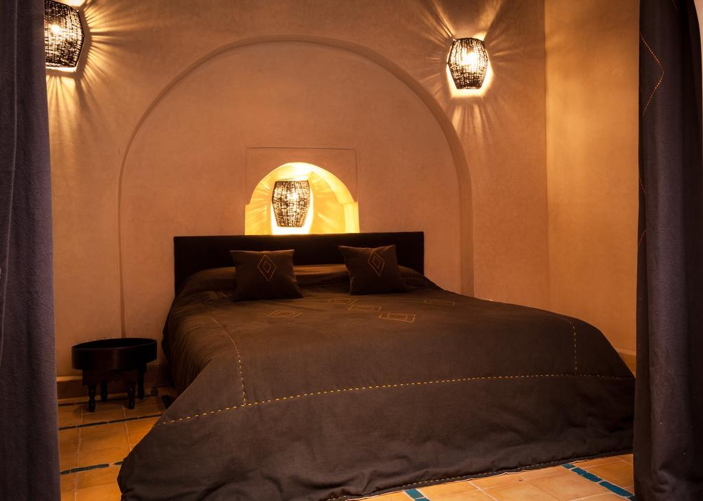 Riad Tigmi Kenza ทิซนิท ห้อง รูปภาพ
