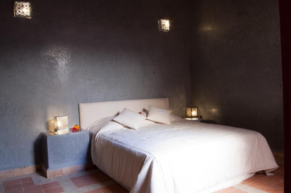 Riad Tigmi Kenza ทิซนิท ภายนอก รูปภาพ