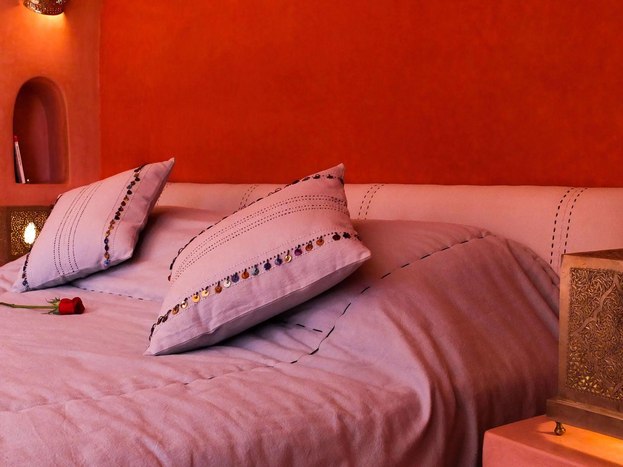 Riad Tigmi Kenza ทิซนิท ภายนอก รูปภาพ