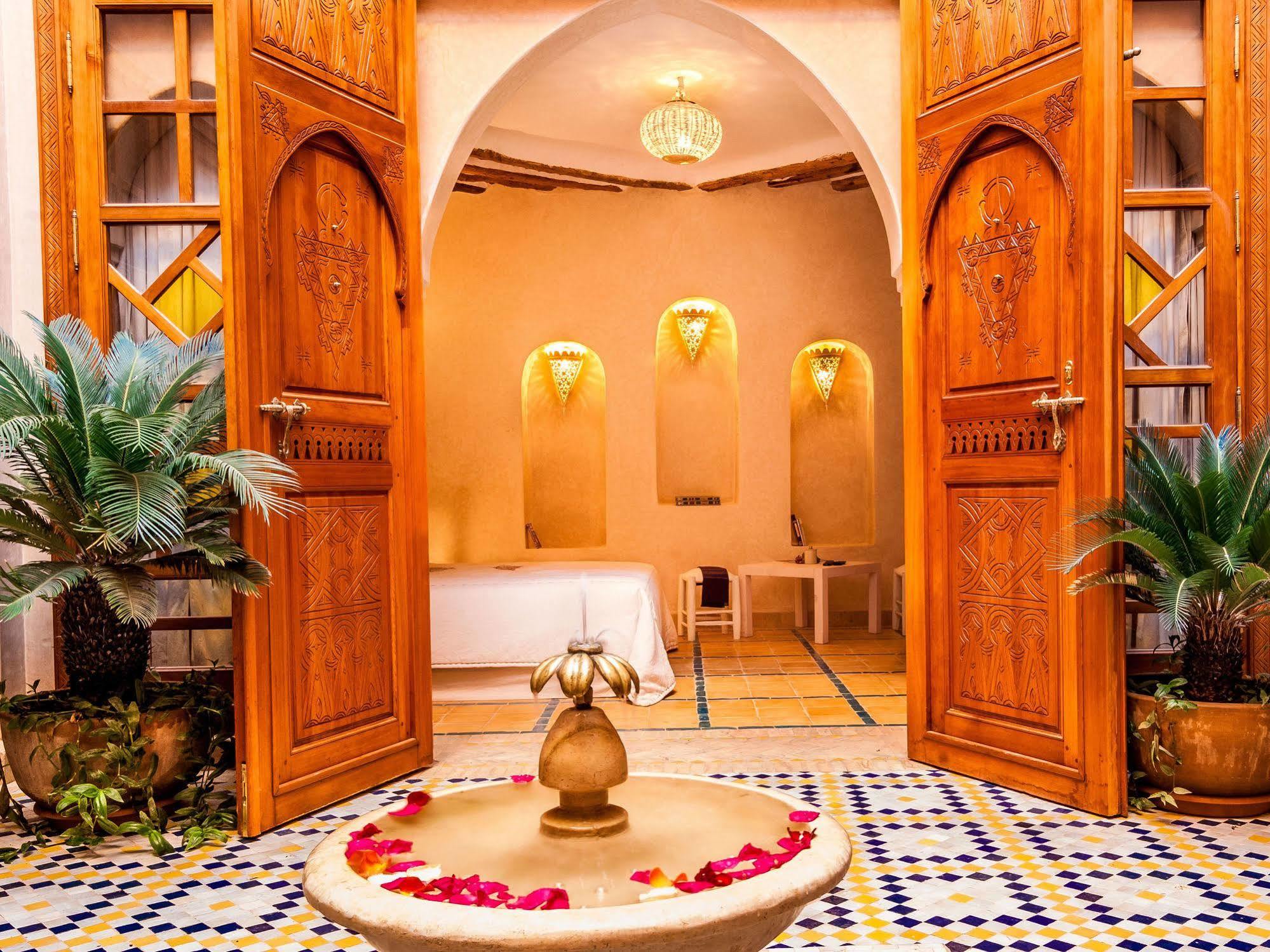 Riad Tigmi Kenza ทิซนิท ภายนอก รูปภาพ